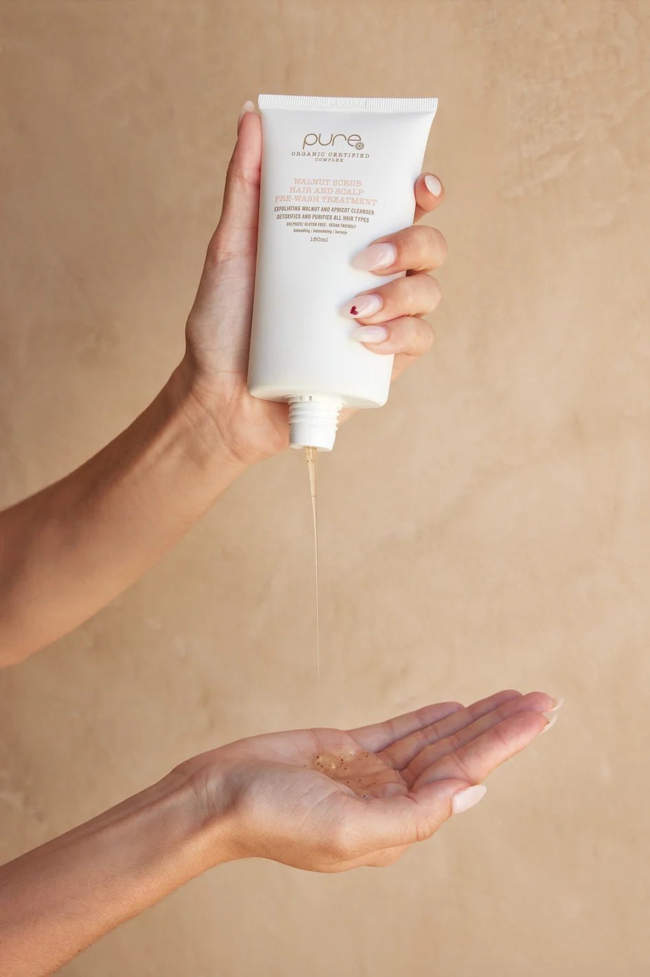 PURE WALNUT SCRUB Shampoo - BRUSH