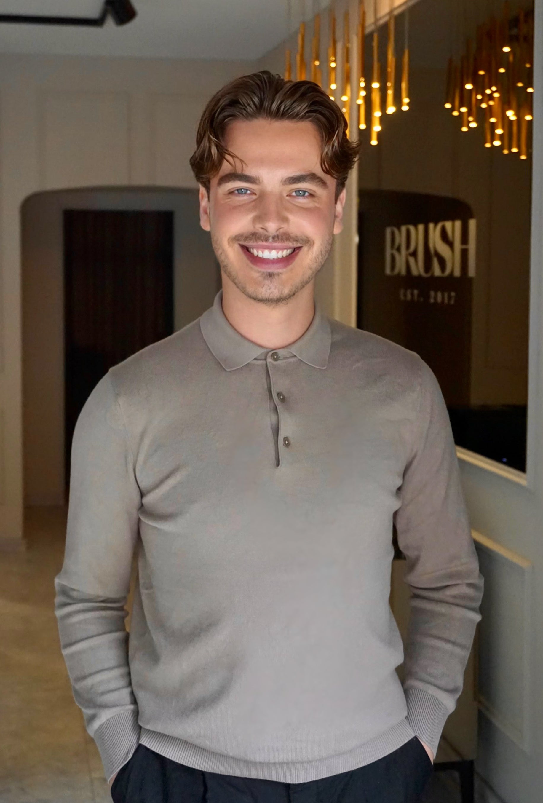 Team member Justin, color specialist and balayage artist at BRUSH Amsterdam