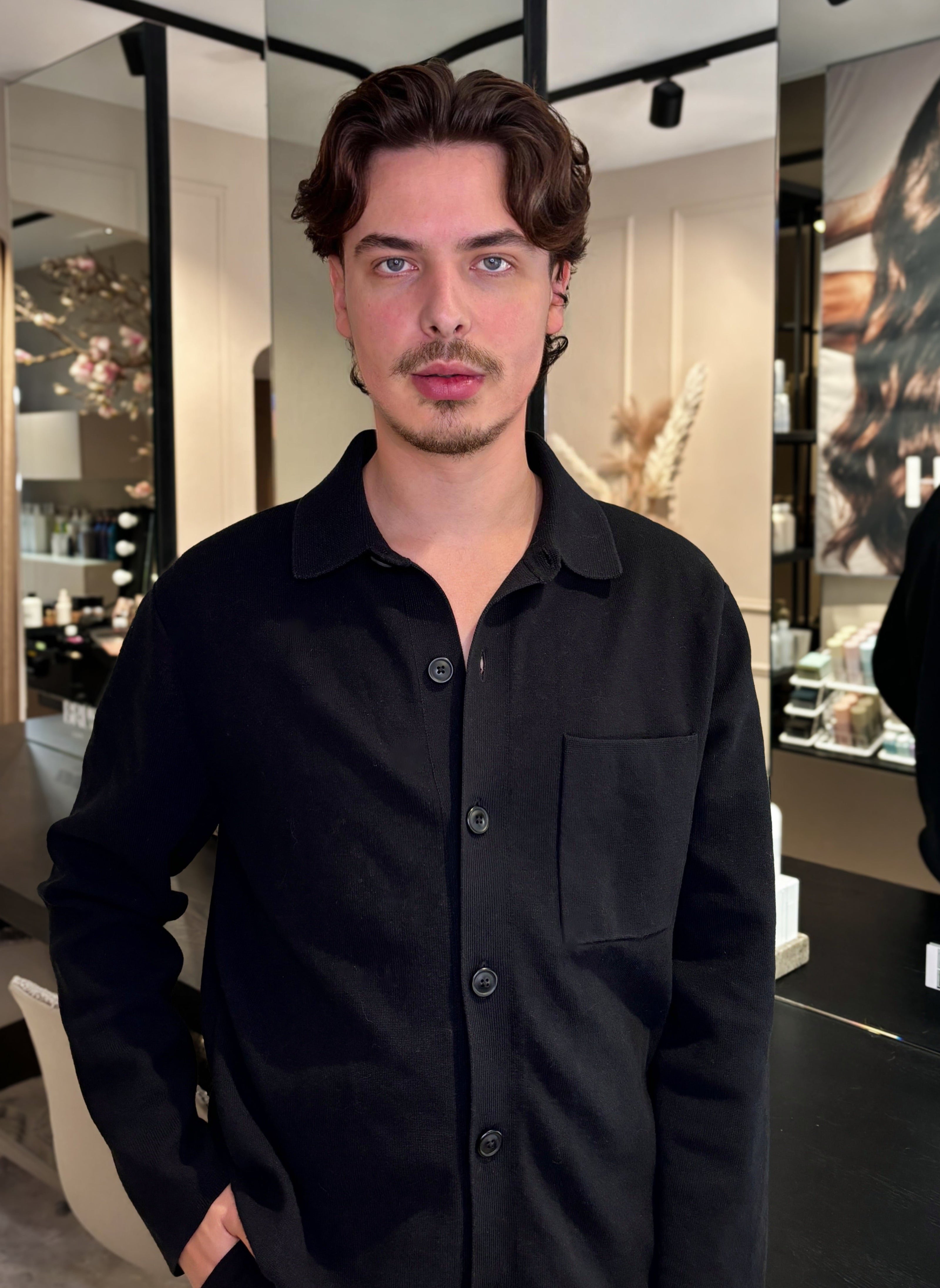 Justin, hair colouring expert, balayage and highlights specialist and the founder of BRUSH Amsterdam